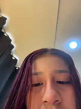 indialatin online show from 11-23-25, 12:04