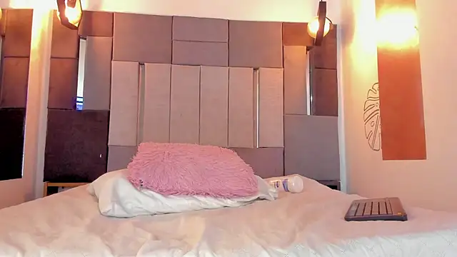 FreyrStone online show from 01-10-26, 03:35