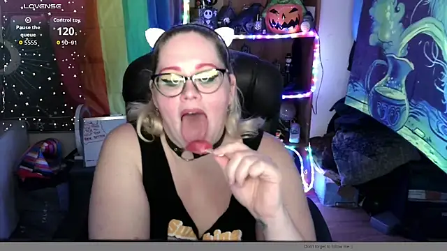 Kinky Witch online show from 06-20-26, 06:13