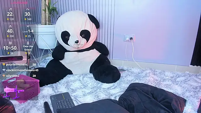 Snapshot of Im_perla_ chatting on 10-26-25, 02:17 Im perla online show from 10-26-25, 02:17