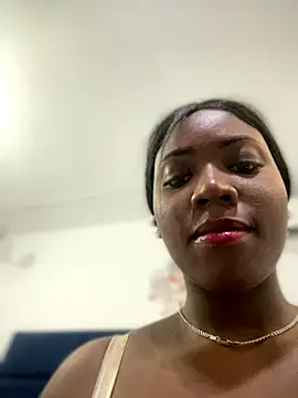 Alexia 24 online show from 12-17-25, 07:08