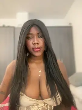 Snapshot of Alexia_24 chatting on 02-07-26, 08:28 Alexia 24 online show from 02-07-26, 08:28