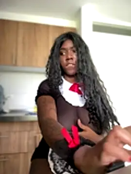 Snapshot of Alexia_24 chatting on 10-30-25, 07:22 Alexia 24 online show from 10-30-25, 07:22