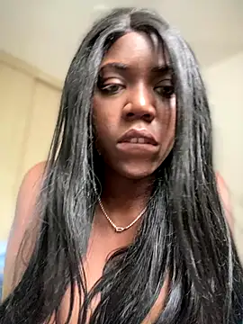 Snapshot of Alexia_24 chatting on 10-25-25, 07:03 Alexia 24 online show from 10-25-25, 07:03