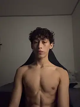 velvet skyn online show from 09-30-25, 04:07