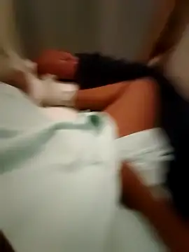 Snapshot of kulliguy chatting on 10-22-25, 07:02 kulliguy online show from 10-22-25, 07:02