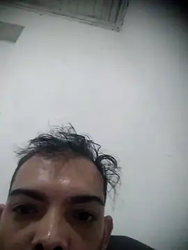 GuilhermeYuree online show from 09-13-25, 09:20