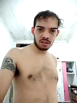 GuilhermeYuree online show from 06-05-26, 11:43