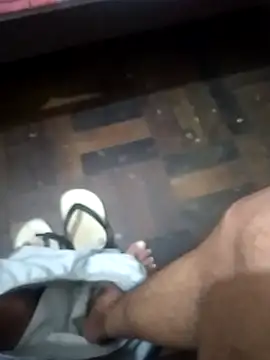 GuilhermeYuree online show from 09-11-25, 07:14