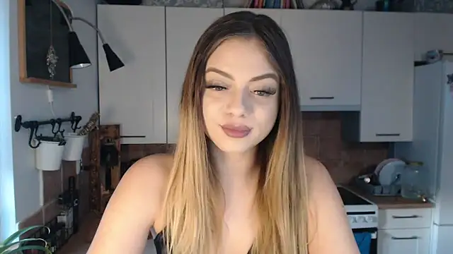 Snapshot of BuffyxLUST chatting on 03-04-26, 03:53 BuffyxLUST online show from 03-04-26, 03:53