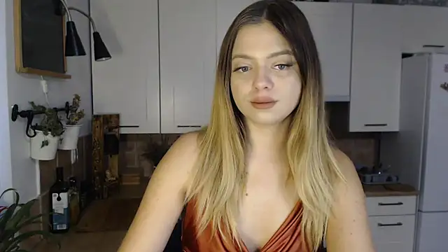 Snapshot of BuffyxLUST chatting on 11-25-25, 08:03 BuffyxLUST online show from 11-25-25, 08:03