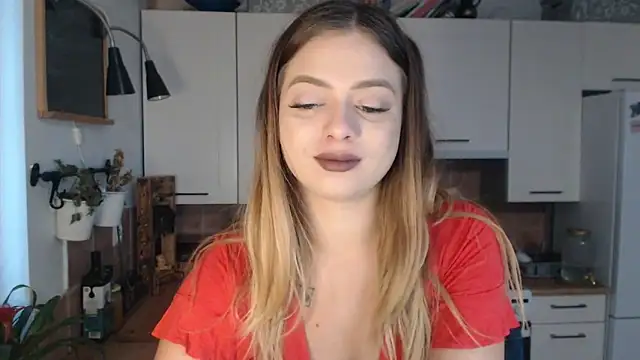 Snapshot of BuffyxLUST chatting on 12-02-25, 08:16 BuffyxLUST online show from 12-02-25, 08:16