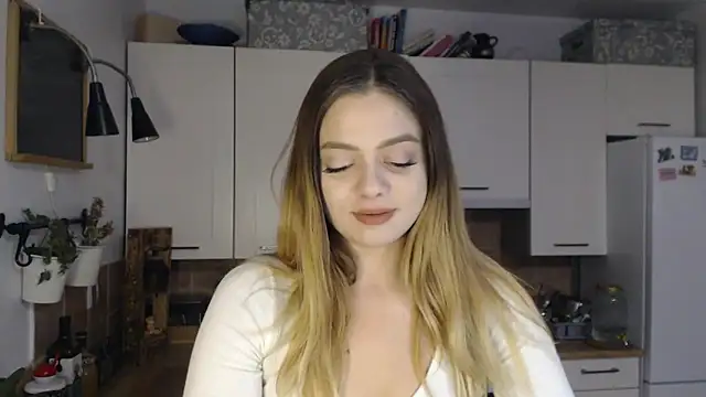 Snapshot of BuffyxLUST chatting on 12-01-25, 03:35 BuffyxLUST online show from 12-01-25, 03:35