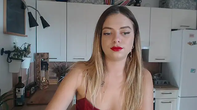 Snapshot of BuffyxLUST chatting on 11-04-25, 08:07 BuffyxLUST online show from 11-04-25, 08:07