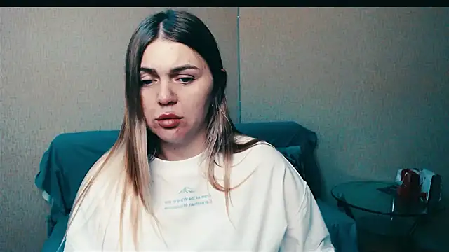 Magic Katarina  online show from 10-28-25, 02:16