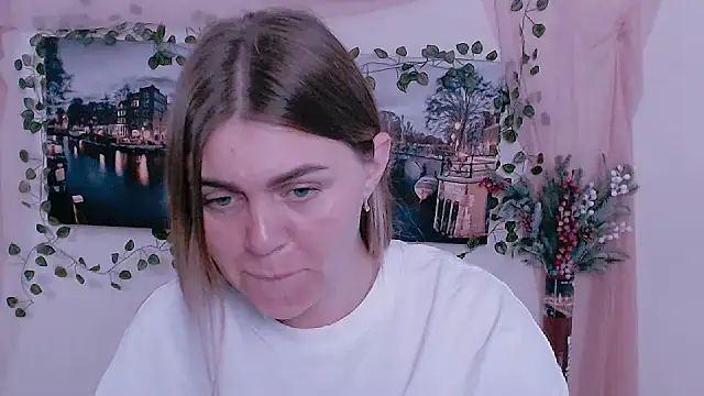 Magic Katarina  online show from 11-12-25, 10:52