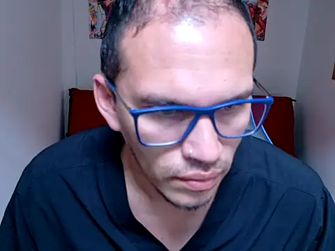 Snapshot of DOBLEWYOSK69G chatting on 03-04-26, 04:37 DOBLEWYOSK69G online show from 03-04-26, 04:37