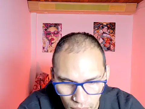 Snapshot of DOBLEWYOSK69G chatting on 02-09-26, 12:47 DOBLEWYOSK69G online show from 02-09-26, 12:47