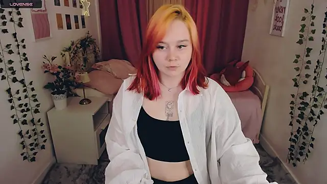 lunaalli online show from 04-22-26, 08:59