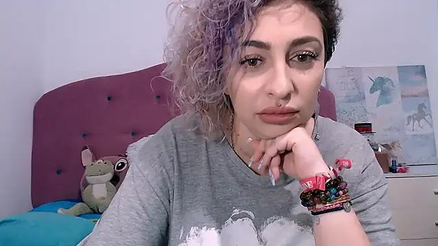 Snapshot of AAARUNY chatting on 01-17-26, 12:53 AAARUNY online show from 01-17-26, 12:53