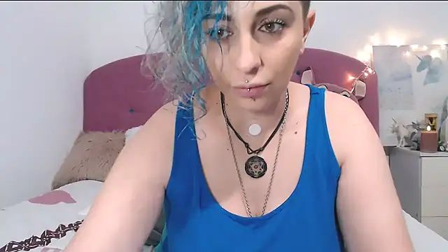 Snapshot of AAARUNY chatting on 10-07-25, 05:14 AAARUNY online show from 10-07-25, 05:14