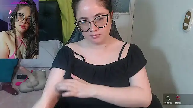 KrystalAdams online show from 04-08-26, 01:01