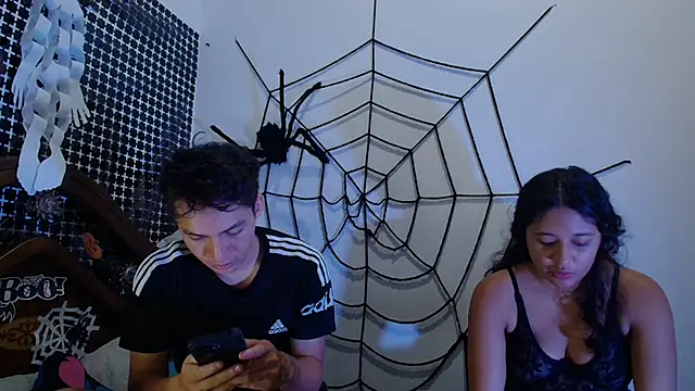 Snapshot of Aria_Arthur chatting on 10-17-25, 12:40 Aria Arthur online show from 10-17-25, 12:40