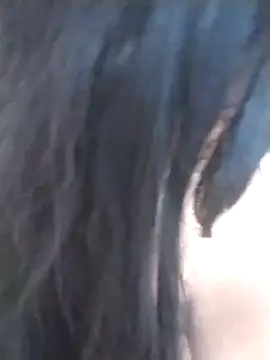 Snapshot of srtsara chatting on 09-28-25, 02:35 srtsara online show from 09-28-25, 02:35