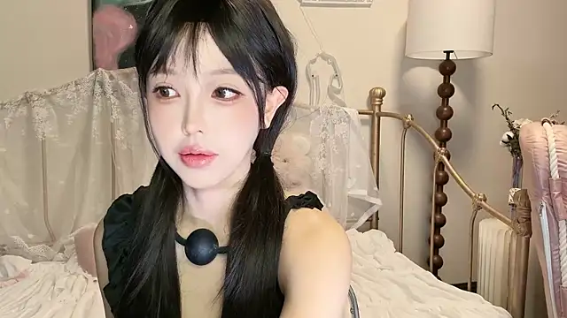 kiraa-0051 online show from 10-03-25, 07:43