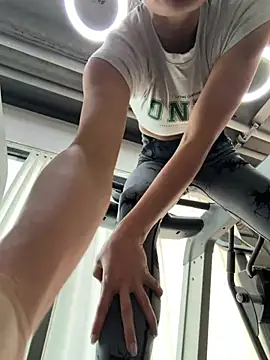 Ninazhang online show from 04-08-26, 01:18