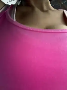 Ninazhang online show from 02-01-26, 02:54