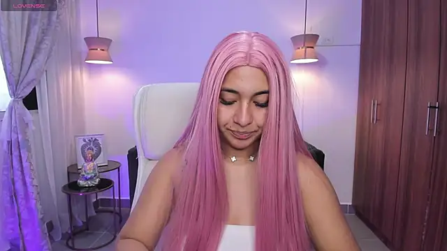 DANDARA THOM online show from 10-24-25, 07:24