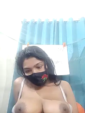 Snapshot of Tamanna490 chatting on 03-21-26, 04:33 Tamanna490 online show from 03-21-26, 04:33