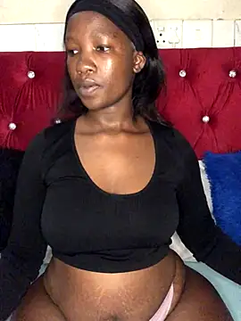 Snapshot of MissREAHx chatting on 10-06-25, 07:47 MissREAHx online show from 10-06-25, 07:47