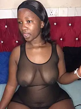 Snapshot of MissREAHx chatting on 10-11-25, 05:36 MissREAHx online show from 10-11-25, 05:36