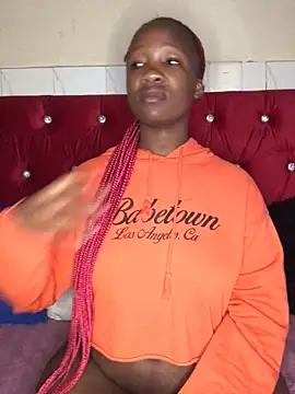 Snapshot of MissREAHx chatting on 09-19-25, 01:37 MissREAHx online show from 09-19-25, 01:37