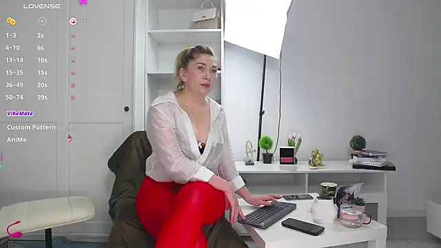 Anna glamlovely online show from 01-17-26, 07:34