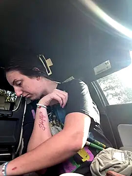 sweetsirenn online show from 09-30-25, 01:06