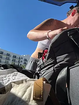 sweetsirenn online show from 11-17-25, 02:54