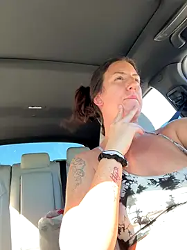 sweetsirenn online show from 10-31-25, 02:57