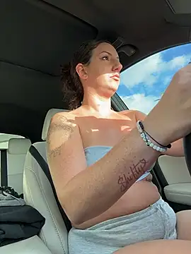 sweetsirenn online show from 12-17-25, 01:05