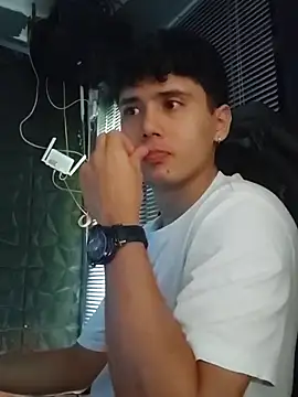 jacobs shelby online show from 11-06-25, 01:26