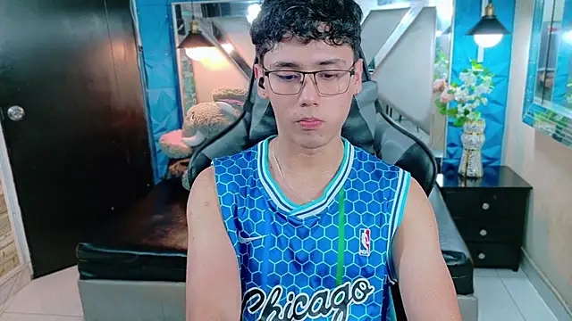 jacobs shelby online show from 12-02-25, 03:52