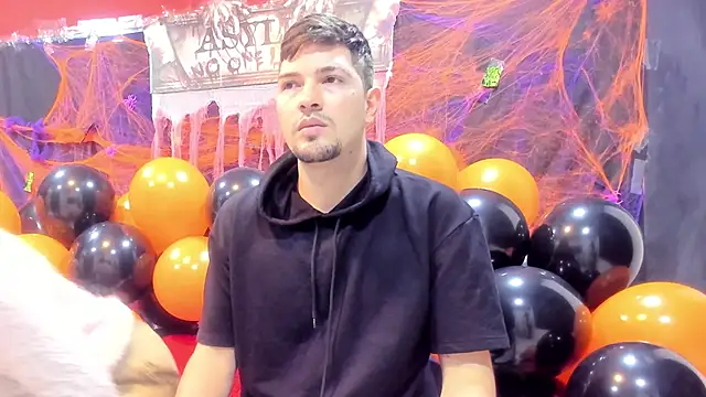 Isa Anderson09 online show from 10-19-25, 12:19