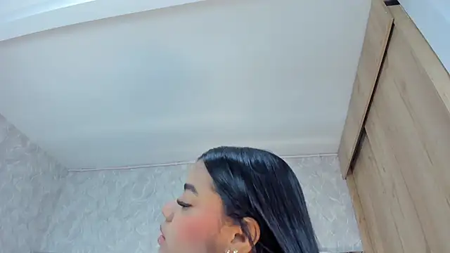 VICTORIAGRAYS online show from 03-18-26, 11:13