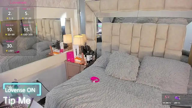 VICTORIAGRAYS online show from 09-26-25, 11:17