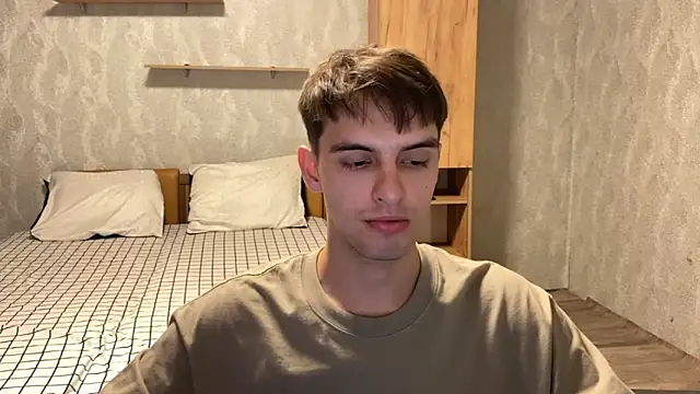 Snapshot of elliot_scott chatting on 09-12-25, 01:55 elliot scott online show from 09-12-25, 01:55