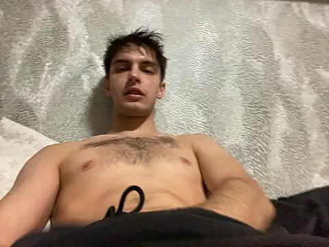 Snapshot of elliot_scott chatting on 10-16-25, 04:59 elliot scott online show from 10-16-25, 04:59