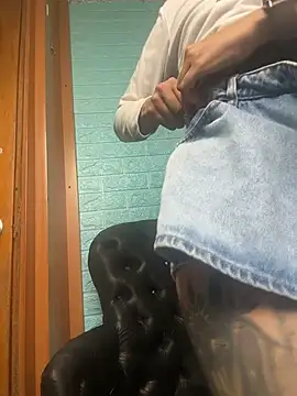 SALOME KORLAND online show from 12-15-25, 07:52