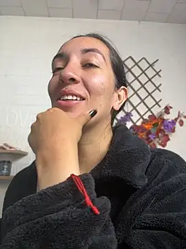 SALOME KORLAND online show from 07-10-26, 01:11